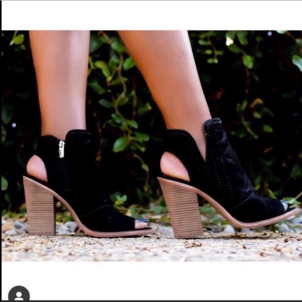 Vince Camuto Suede Karinta Block Heel Booties